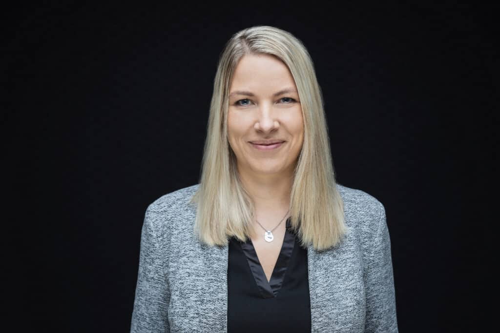 Dina Huth strengthens management team as Head of Finance.